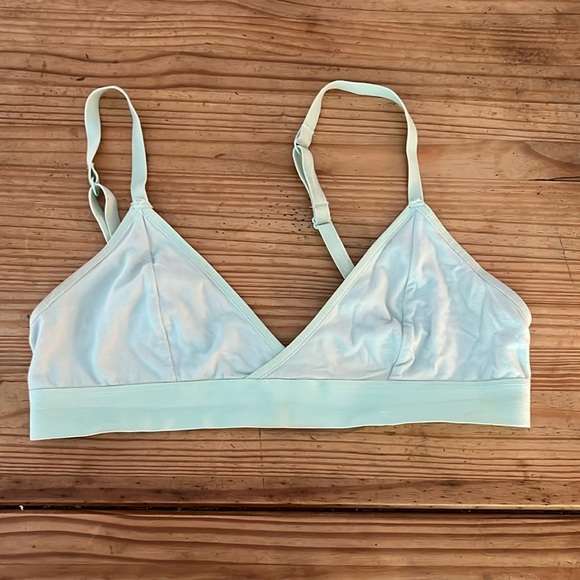 Richer Poorer Classic Bralette - Mint Color (Size L) - Picture 3 of 9